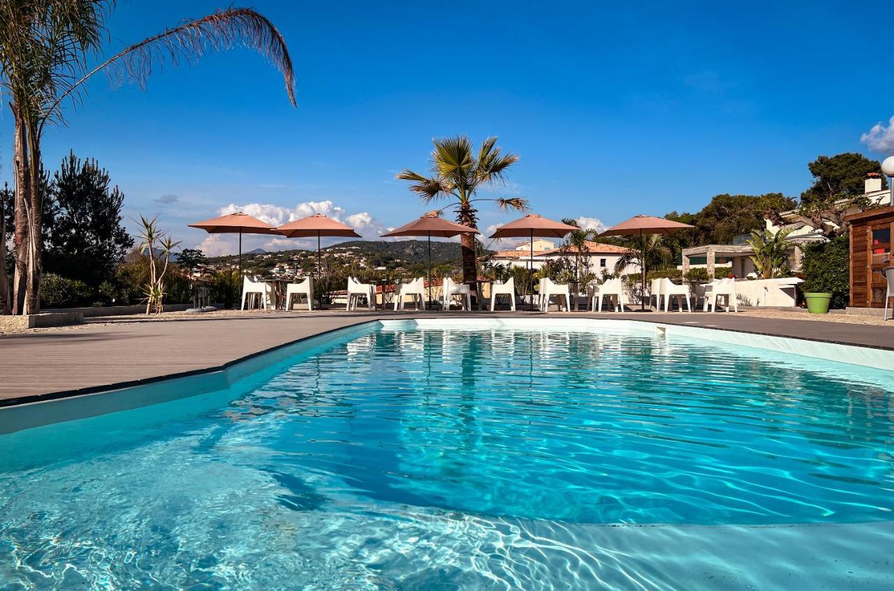 Hotel L'Isolella بورْتِكْسْيو المظهر الخارجي الصورة