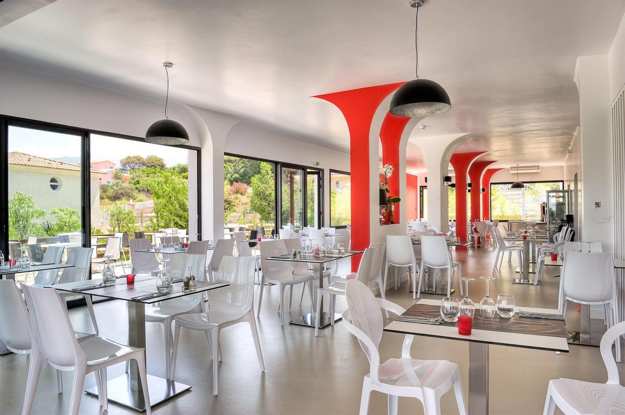 Hotel L'Isolella بورْتِكْسْيو المظهر الخارجي الصورة